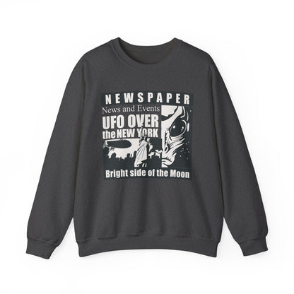UFO over the New york Sweatshirt
